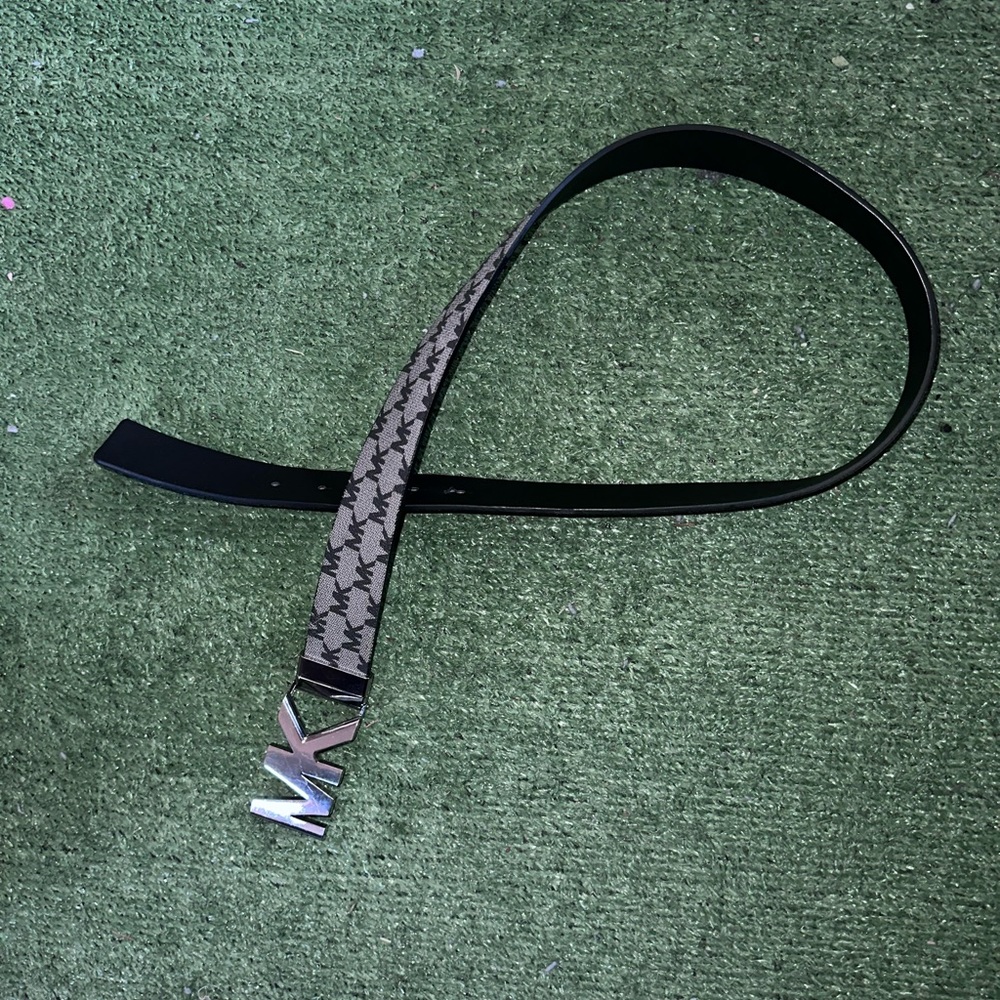 (Sold) Silver Reversible Michael Kors Belt - Picture 2 of 3